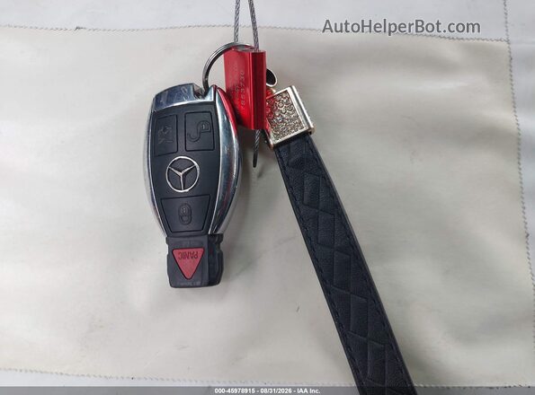 55SWF4JB4GU141552 2016 MERCEDES-BENZ C-CLASS Черный Вид панели приборов