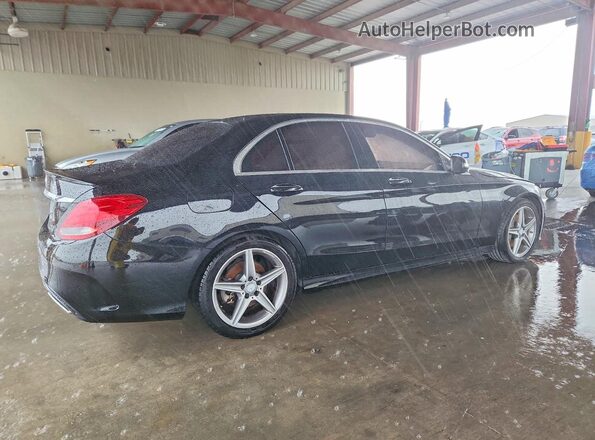 55SWF4JB4GU166015 2016 MERCEDES-BENZ C Черный Задняя правая четверть