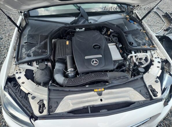 55SWF4JB4HU227557 2017 MERCEDES-BENZ C White Вид задньої частини салону