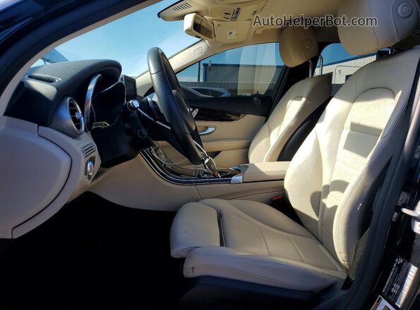 55SWF4JB4HU231379 2017 MERCEDES-BENZ C Black Front interior view