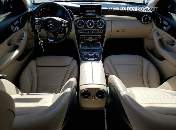 55SWF4JB4HU231379 2017 MERCEDES-BENZ C Black Dashboard view