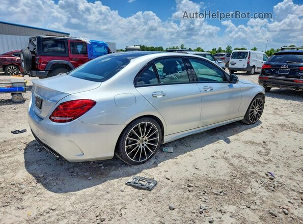 55SWF4JB4JU270883 2018 MERCEDES-BENZ C Серебряный Задняя правая четверть