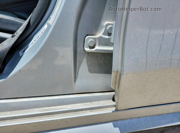 55SWF4JB4JU270883 2018 MERCEDES-BENZ C Серебряный Вид подкапотного пространства