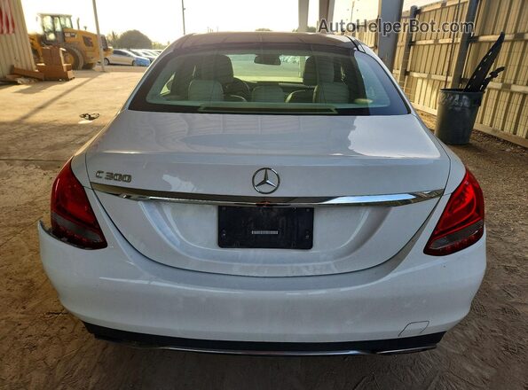 55SWF4JB5HU201694 2017 MERCEDES-BENZ C White Rear view