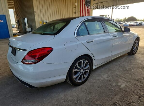 55SWF4JB5HU201694 2017 MERCEDES-BENZ C White Rear right