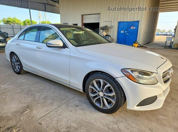 55SWF4JB5HU201694 2017 MERCEDES-BENZ C White Front right