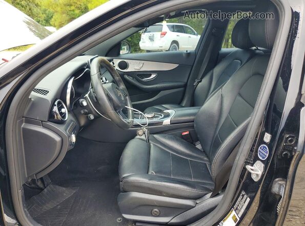 55SWF4JB5JU252151 2018 MERCEDES-BENZ C Black Vista interior delantera