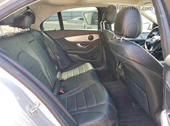 55SWF4JB6GU118497 2016 MERCEDES-BENZ C Silver 
