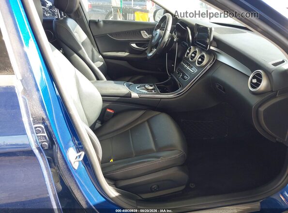 55SWF4JB6HU211621 2017 MERCEDES-BENZ C-CLASS Blue Widok wnętrza z przodu