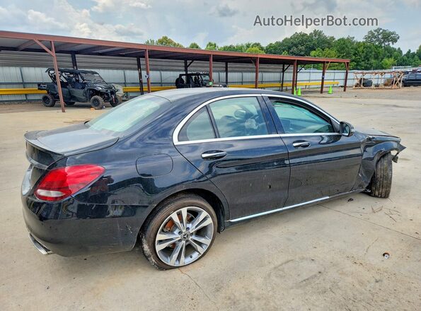 55SWF4JB6HU229634 2017 MERCEDES-BENZ C Черный Задняя правая четверть