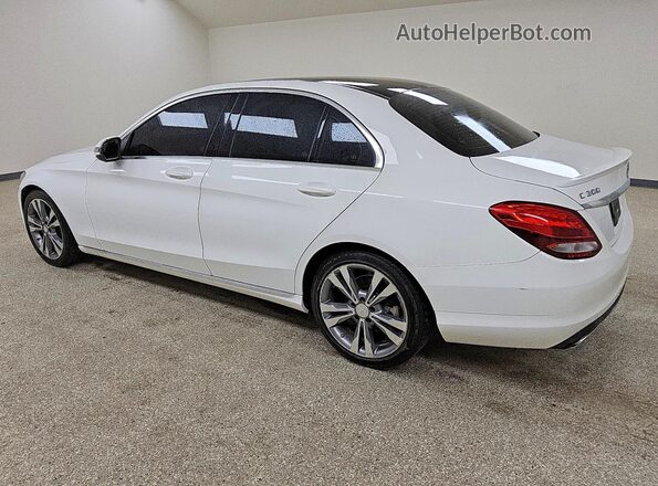55SWF4JB7GU132070 2016 MERCEDES-BENZ C White Trasero izquierdo