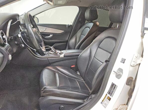 55SWF4JB7GU132070 2016 MERCEDES-BENZ C White Vista interior delantera