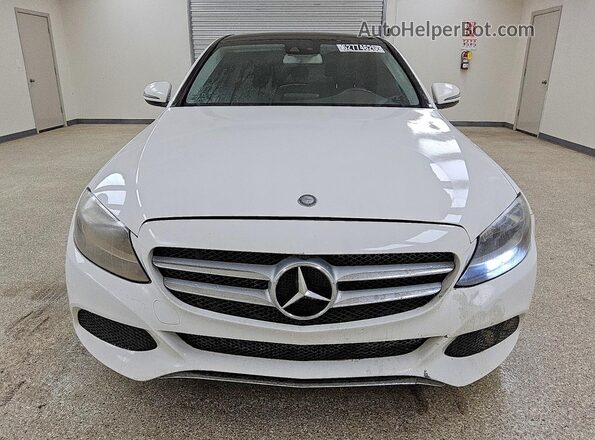 55SWF4JB7GU132070 2016 MERCEDES-BENZ C White Vista frontal