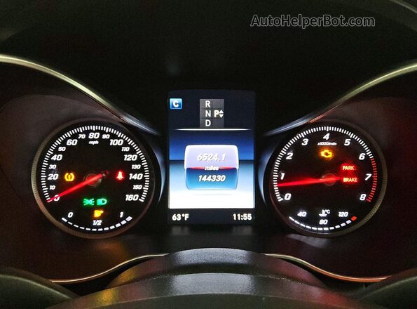 55SWF4JB7GU132070 2016 MERCEDES-BENZ C White Vista del cuadro de instrumentos