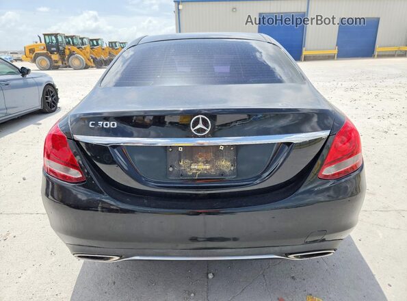 55SWF4JB7GU147569 2016 MERCEDES-BENZ C Black Հետևի տեսք