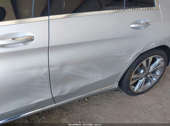 55SWF4JB7JU249218 2018 MERCEDES-BENZ C-CLASS Серебряный Вид щитка приборов