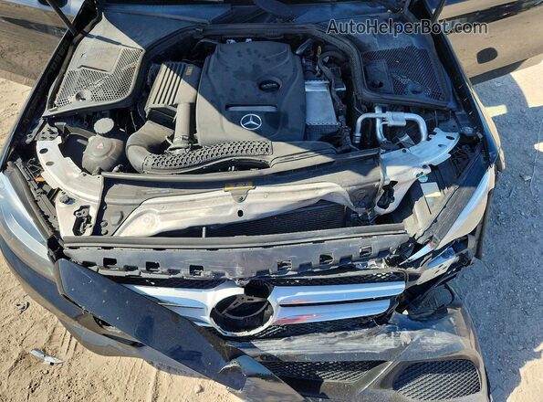 55SWF4JB7JU270389 2018 MERCEDES-BENZ C Black Widok wnętrza z tyłu