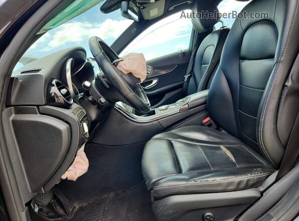 55SWF4JB7JU282042 2018 MERCEDES-BENZ C Black Widok wnętrza z przodu