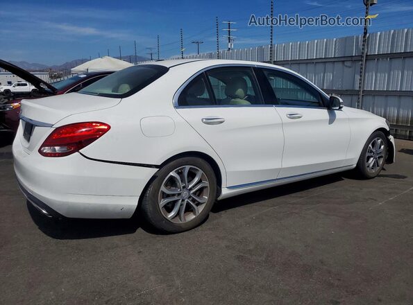 55SWF4JB8GU143546 2016 MERCEDES-BENZ C White Rear right