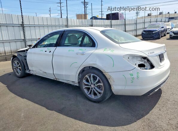 55SWF4JB8GU143546 2016 MERCEDES-BENZ C White Rear left