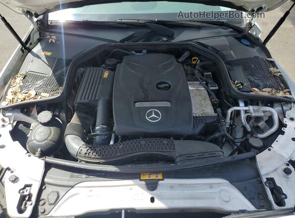 55SWF4JB8GU143546 2016 MERCEDES-BENZ C White Rear interior view