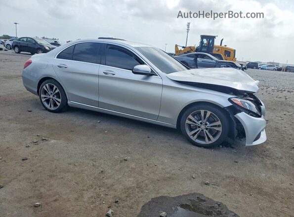 55SWF4JB8GU159021 2016 MERCEDES-BENZ C Silver Передня права чверть