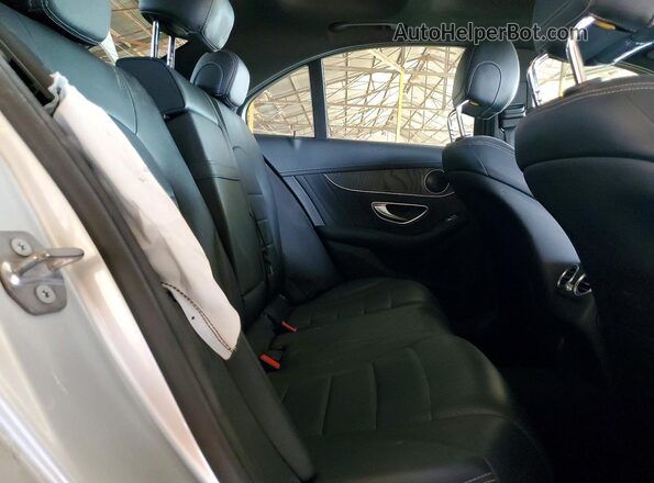 55SWF4JB8GU172660 2016 MERCEDES-BENZ C Silver Вид задніх сидінь