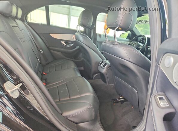 55SWF4JB8JU241094 2018 MERCEDES-BENZ C Black Widok tylnych siedzeń