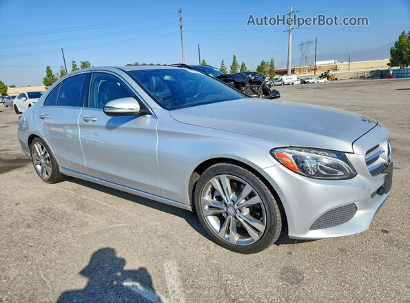 55SWF4JB8JU275682 2018 MERCEDES-BENZ C Silver Передня права чверть