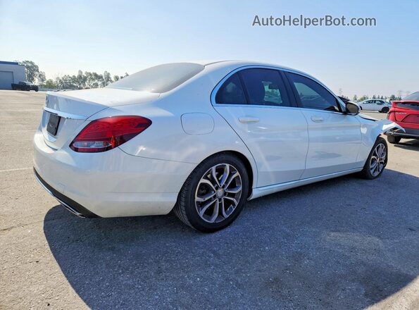 55SWF4JB9GU125329 2016 MERCEDES-BENZ C White Հետևի աջ