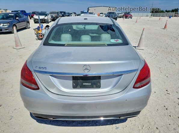 55SWF4JB9GU128747 2016 MERCEDES-BENZ C Silver Սալոնի հետևի տեսք