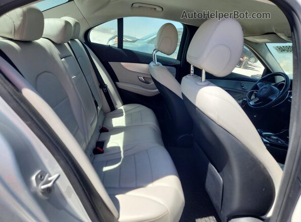 55SWF4JB9GU128747 2016 MERCEDES-BENZ C Silver 