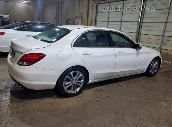55SWF4JB9GU167094 2016 MERCEDES-BENZ C White Հետևի աջ