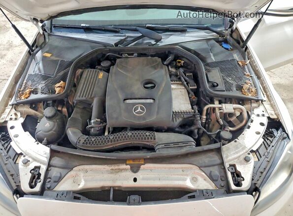 55SWF4JB9GU167094 2016 MERCEDES-BENZ C White Սալոնի հետևի տեսք