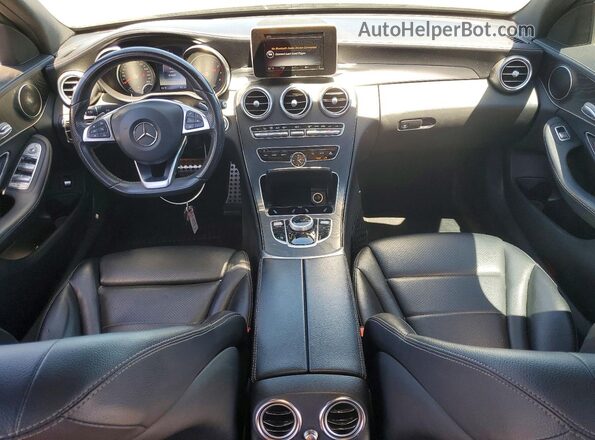 55SWF4JB9HU228378 2017 MERCEDES-BENZ C Silver Widok deski rozdzielczej