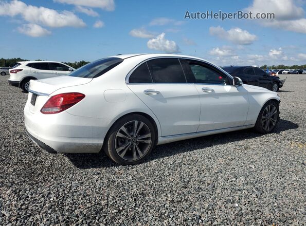 55SWF4JB9JU239693 2018 MERCEDES-BENZ C White Rear right