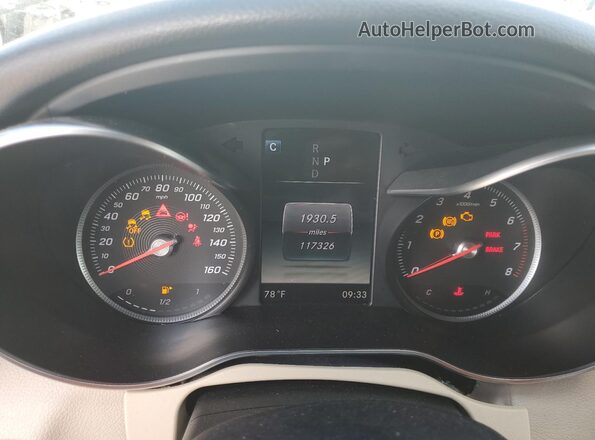 55SWF4JB9JU239693 2018 MERCEDES-BENZ C White Instrument cluster view