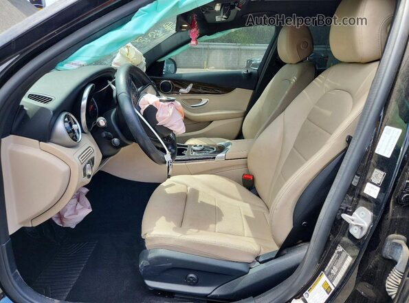 55SWF4JB9JU240701 2018 MERCEDES-BENZ C Black Вид салону спереду
