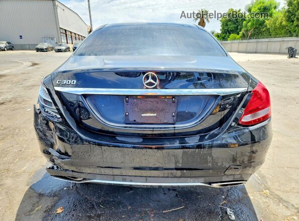 55SWF4JB9JU240701 2018 MERCEDES-BENZ C Black Вид ззаду