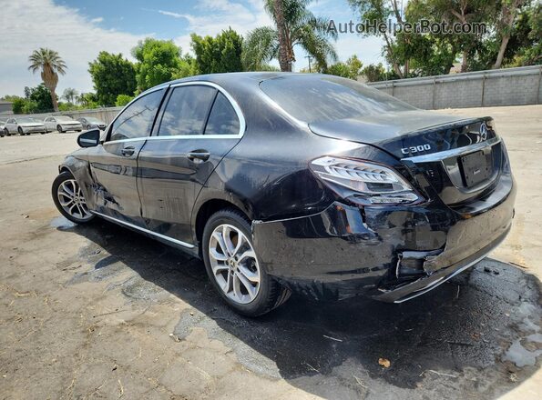 55SWF4JB9JU240701 2018 MERCEDES-BENZ C Black 