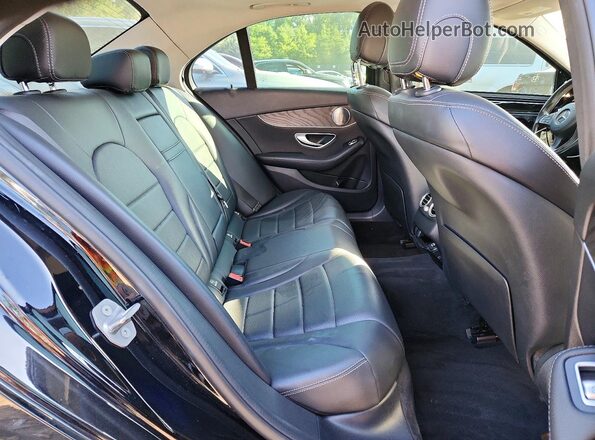 55SWF4JBXHU181264 2017 MERCEDES-BENZ C Черный Вид задних сидений