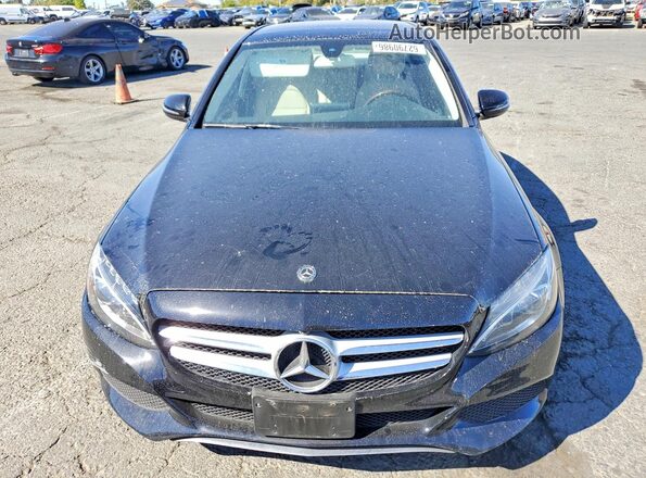 55SWF4JBXJU264022 2018 MERCEDES-BENZ C Black Вид спереду