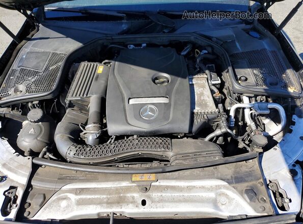 55SWF4JBXJU264022 2018 MERCEDES-BENZ C Black Вид задньої частини салону
