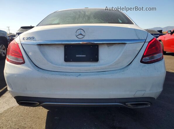 55SWF4JBXJU268894 2018 MERCEDES-BENZ C White Вид ззаду