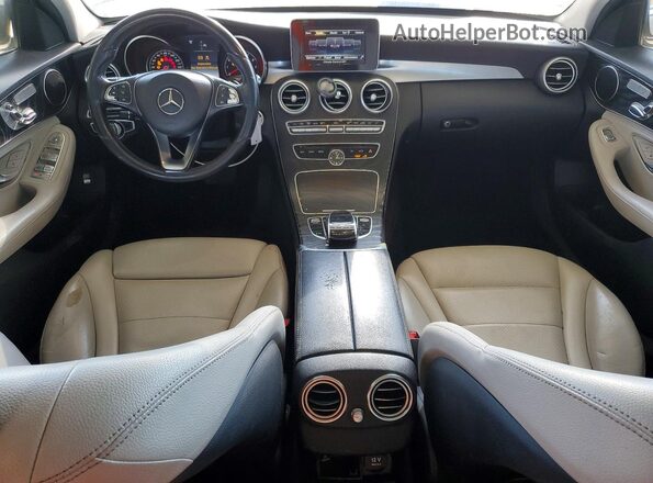55SWF4KB0GU136766 2016 MERCEDES-BENZ C Серебряный Вид панели приборов