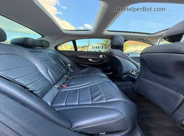 55SWF4KB0HU199626 2017 MERCEDES-BENZ C-CLASS Gray Հետևի նստատեղերի տեսք