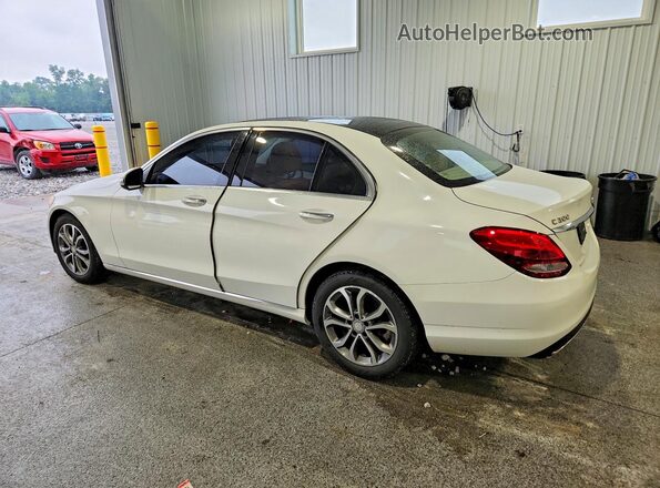 55SWF4KB1GU154676 2016 MERCEDES-BENZ C Белый Задняя левая четверть
