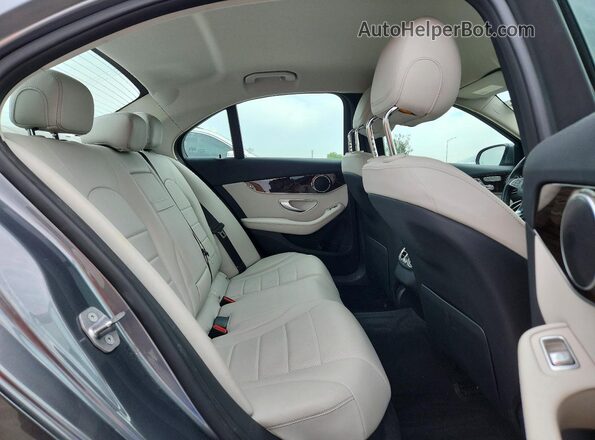 55SWF4KB1HU213131 2017 MERCEDES-BENZ C Gray Widok tylnych siedzeń