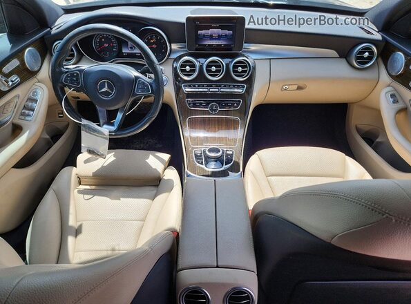 55SWF4KB1JU263050 2018 MERCEDES-BENZ C Black Dashboard view
