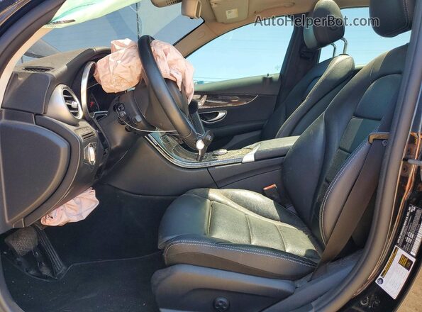 55SWF4KB3HU215995 2017 MERCEDES-BENZ C Black Vista interior delantera